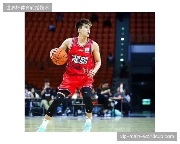 广州龙狮核心郭艾伦赛季报销影响巨大,球队季后赛首轮遭广东宏远淘汰